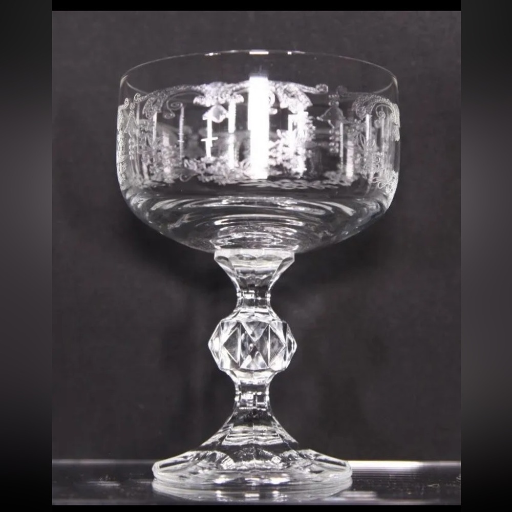 Etched Champagne / Tall Sherbet Glass Cascade Pattern